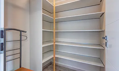 begehbarer Kleiderschrank