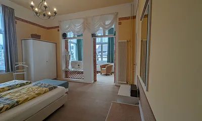 unser Schmuckstück Zi.10