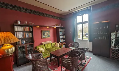 Bibliothek und Salon 