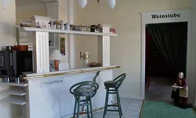 Blick in die Hotelhalle mit Reception