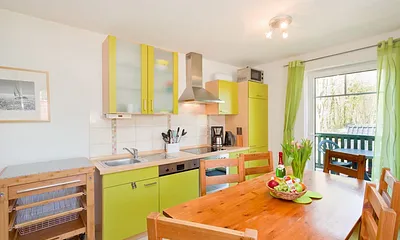 Essbereich mit Küchenzeile 