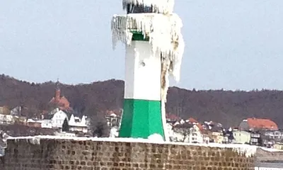 Sassnitzer Leuchturm im Winter