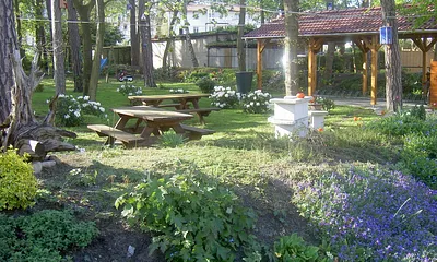 Garten mit Grillplatz
