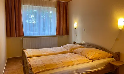 Schlafzimmer 1 und 2 identisch