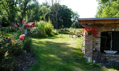 Strandkorb ausgerichtet mit Blick zur Ostsee und spektakulären Sonnenuntergängen
