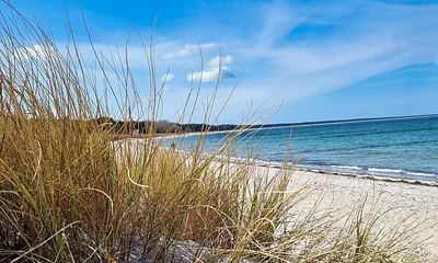 Der nächstgelegene Sandstrand ist über 9 km lang