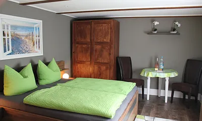 Sitzgelegenheit - 2018 neu