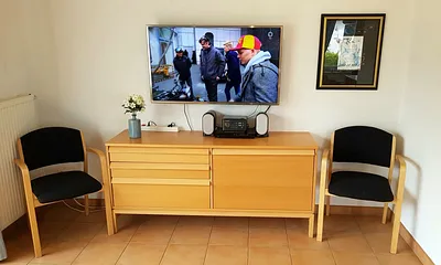 SAT-HD-TV, CD-Player, Stereo DAB-Radio