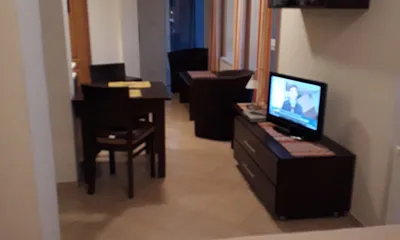 Gesamtansicht kombinierter Wohn-/Schlafraum