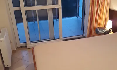 Schlafbereich/Zugang zum Balkon