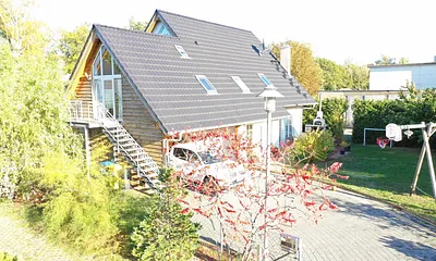 Aussenansicht mit Treppe zur Ferienwohnung