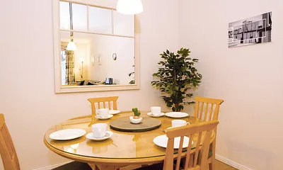 Der Esstisch für 4 Personen