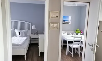 Schlafzimmer & Esszimmer 