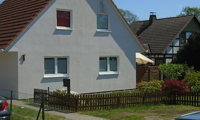 PKW Stellplatz vor unserem Haus