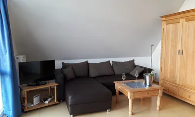 1.....mit Sitzecke/ Schlafcouch