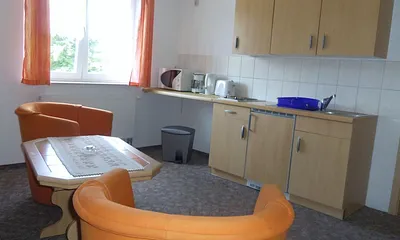 Wohnzimmer mit Küchenzeile