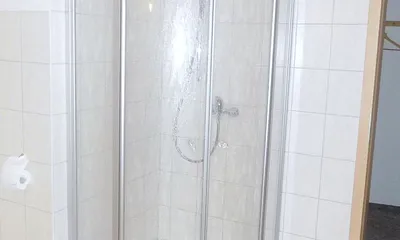 Dusche im Bad