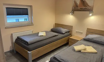 Schlafzimmer 2