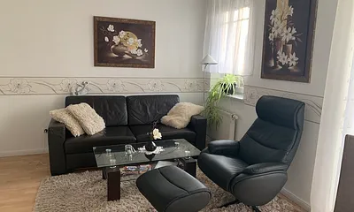 Wohnlandschaft mit hochwertigem Relaxsessel