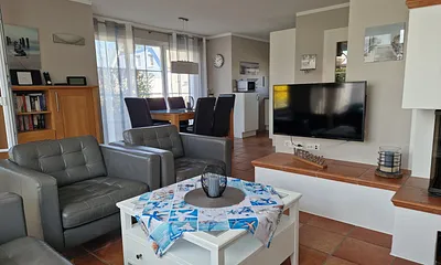 Blick ins Wohnzimmer