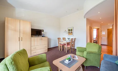 Wohnzimmer mit Essplatz