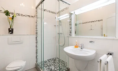 Das schöne Duschbad.