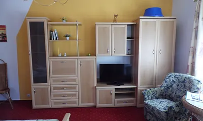 kombinierter Wohn und Schlafraum