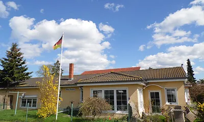 Haus Sandra  Gartenansicht