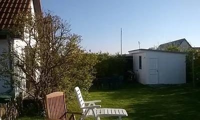 Gartensauna mit Kaltwasserdusche,Benutzung nach Absprache mit dem Vermieterund gegen Gebühr