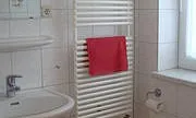 Bad mit Dusche und Fussbodenheizung