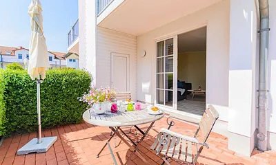 bestuhlte Terrasse in ruhiger Lage