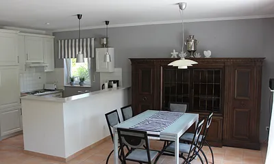 Küche mit Essbereich