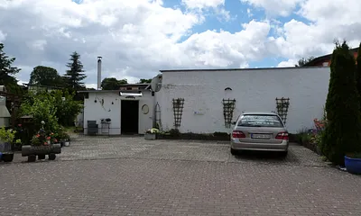 Parkplätze im Innenhof 2