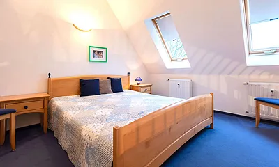 Zweites Schlafzimmer mit Doppelbett