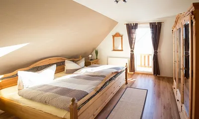 1. Schlafzimmer mit Doppelbett
