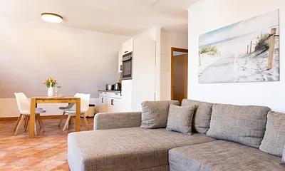 Wohnzimmer mit integrierter Küche