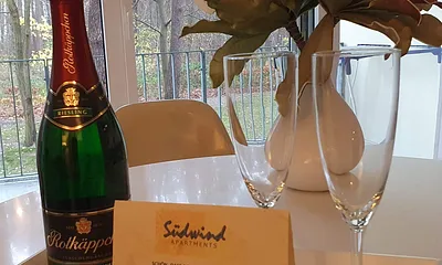 Herzlich willkommen und sehr zum Wohl!