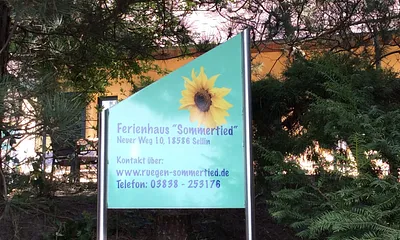 Aufsteller am Neuen Weg