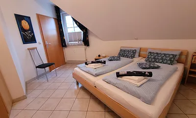 Schlafzimmer 1: Gemütlich, groß und asymmetrisch, allergikergerecht