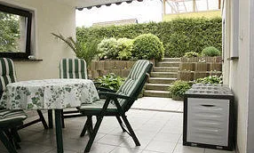 überdachte Sitzecke