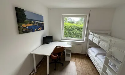 2. Schlafzimmer mit Hochbett (auch für Erwachsene geeignet)