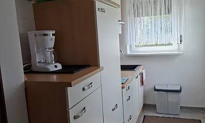 Eingang mit Küche