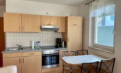 Wohnzimmer mit Küchenzeile