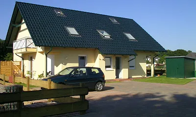 Parkplatz vor dem Haus