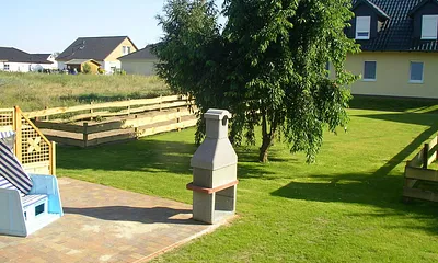 Garten hinter dem Haus