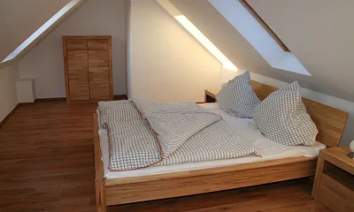 Schlafzimmer 2 im Dachgeschoss