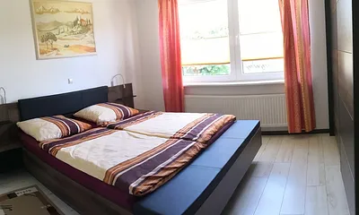 großes Schlafzimmer