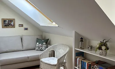 Wohnzimmer, Blick zum Schlafsofa