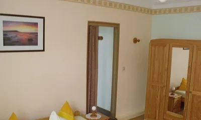 schlafraum mit Doppelbett