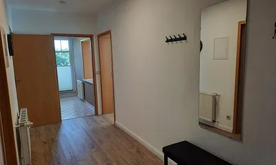 Flur - Blick vom Wohnungseingang